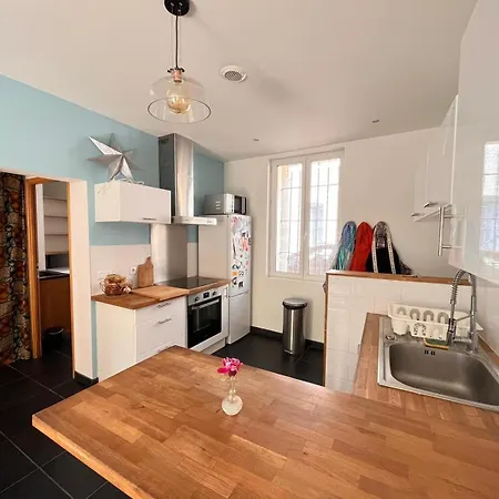Chaleureux Apartamento Nîmes